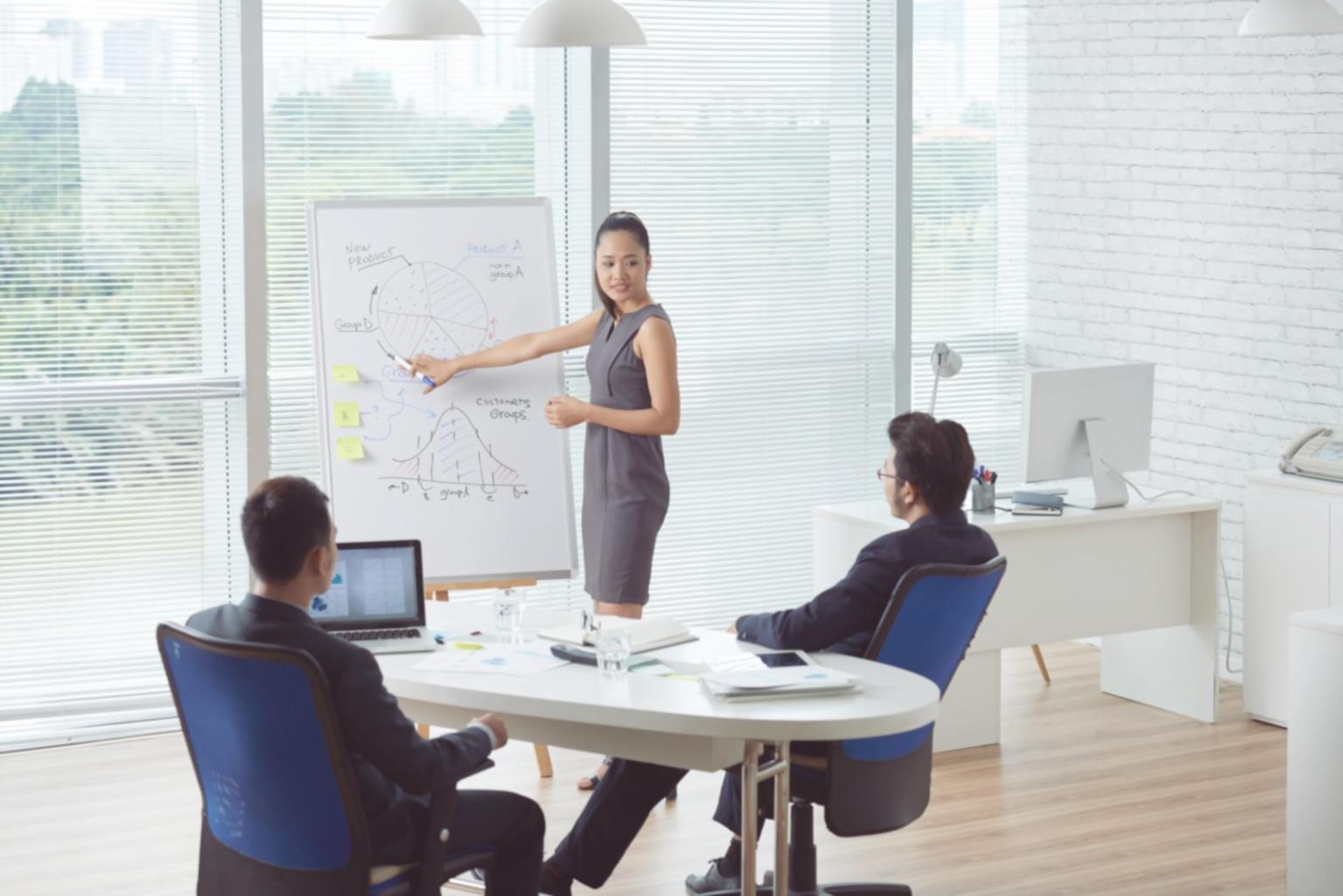 Panel de control mostrando sincronización bancaria